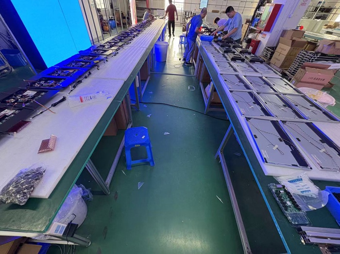 華邦瀛廣告機生產.jpg 華邦瀛廣告機生產.jpg