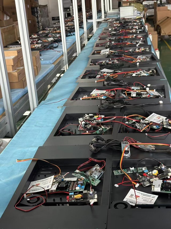 華邦瀛21.5寸廣告機 華邦瀛21.5寸廣告機